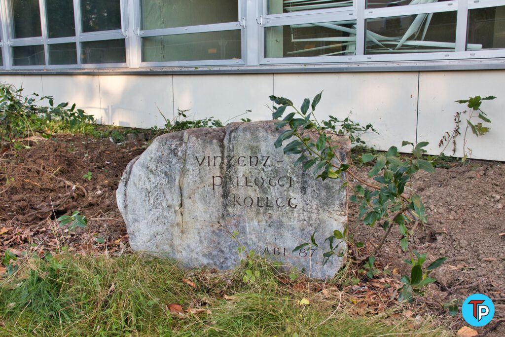 Der Abriss des Vinzenz-Pallotti-Kollegs (VPK) in Rheinbach - 09.09.2021